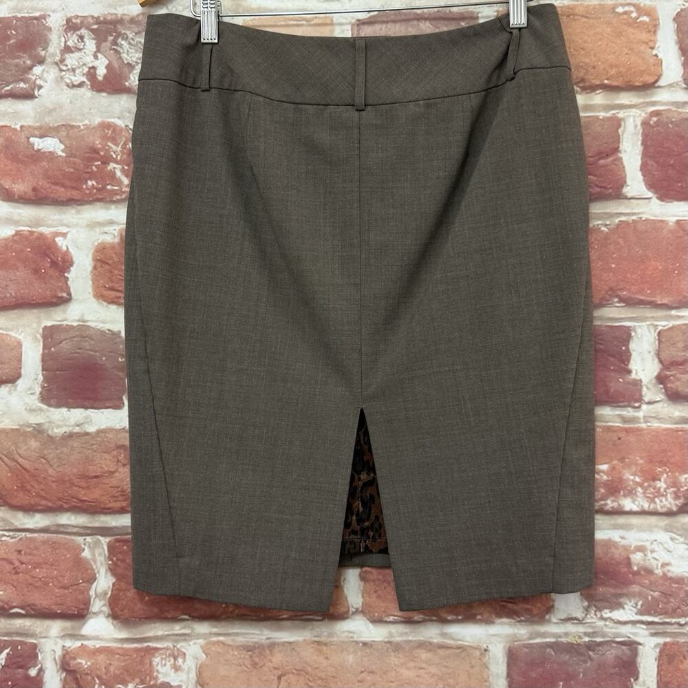 Express Skirt Women's Size 8 Brown Casual Career Work Office Stretchy Zip Up - Picture 4 of 8